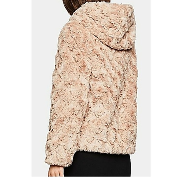 🏩NWT BCBG GENERATION FAUX FUR BLUSH JACKET🏩 - Picture 2 of 8